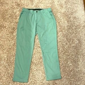 Under Armour Men’s Showdown Tapered Leg Golf Pants size 34 Green